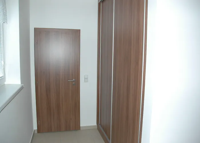 Hotel Apartmanovy Dum Landek 3*