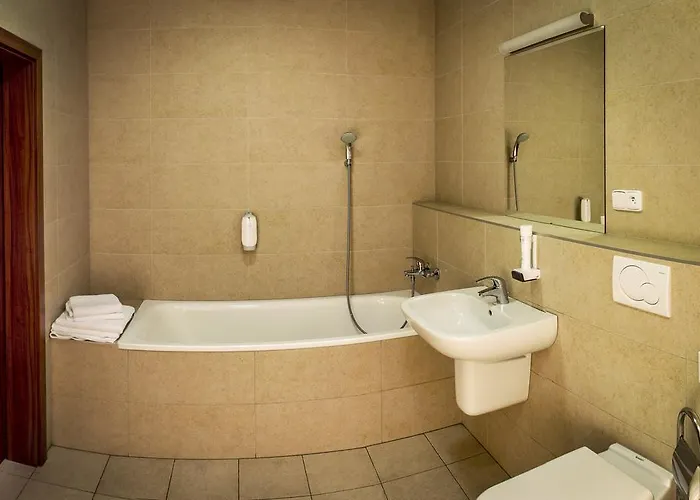 Hotel Apartmanovy Dum Landek 3*
