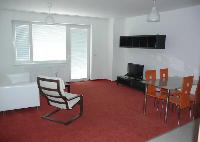 酒店 Apartmanovy Dum Landek 3*